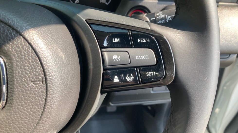 Honda HR-V 1.5 eHEV Elegance 5dr CVT Hybrid Hatchback - Image 16