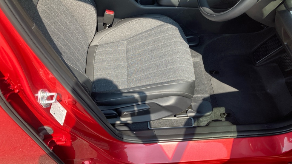 Honda Jazz 1.5 i-MMD Hybrid Advance 5dr eCVT Hybrid Hatchback - Image 29