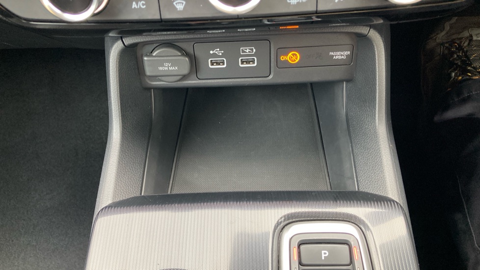Honda Civic 2.0 eHEV Elegance 5dr CVT Hybrid Hatchback - Image 19