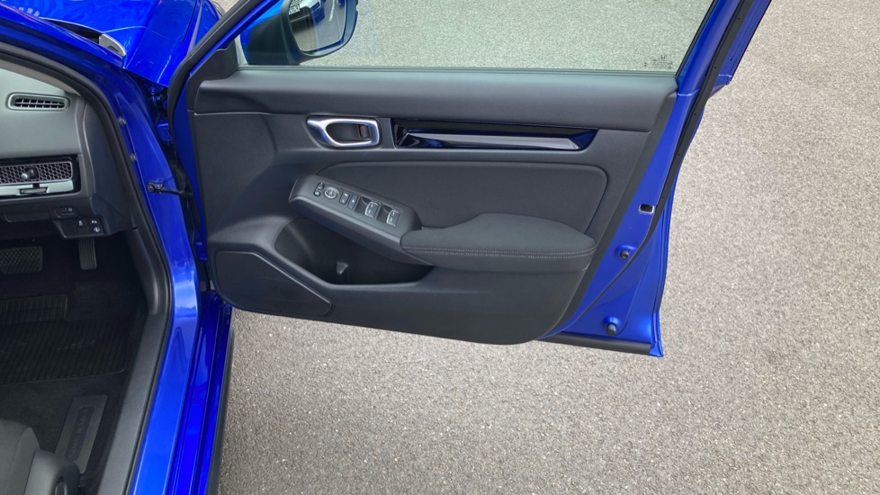Honda Civic 2.0 eHEV Elegance 5dr CVT Hybrid Hatchback - Image 29