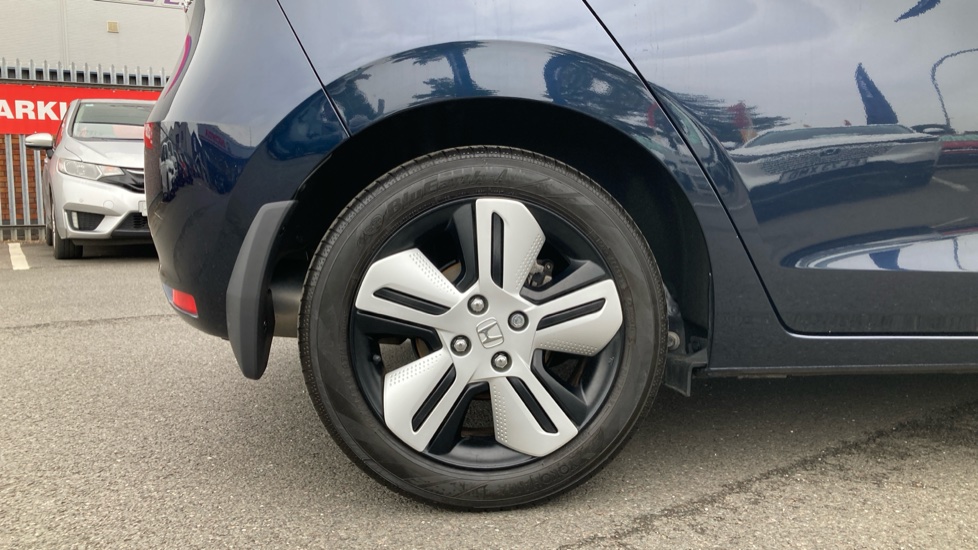 Honda Jazz 1.5 i-MMD Hybrid EX 5dr eCVT Hybrid Hatchback - Image 9