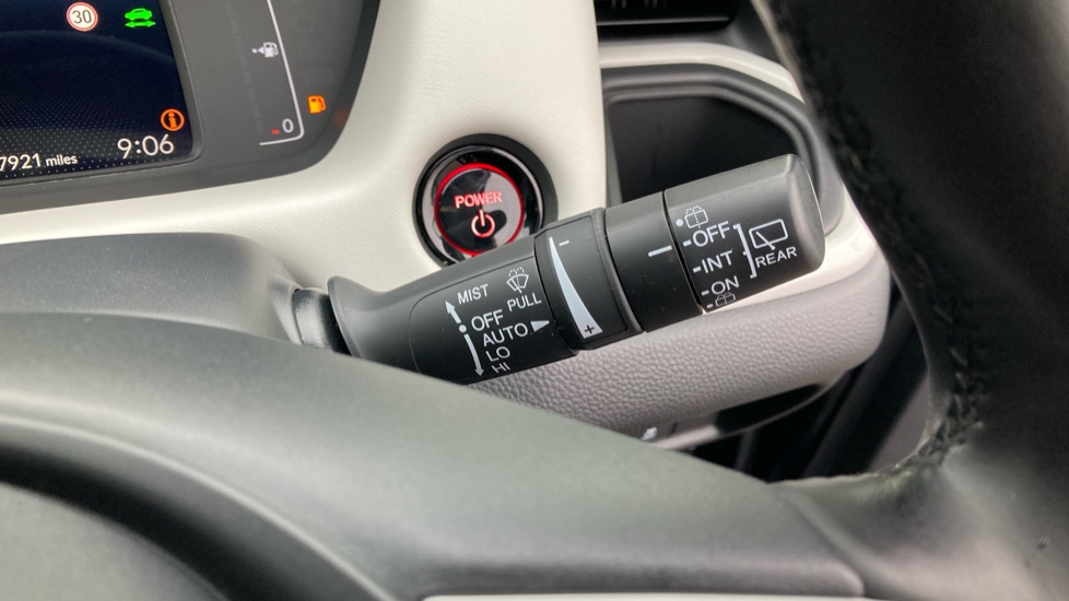 Honda Jazz 1.5 i-MMD Hybrid EX 5dr eCVT Hybrid Hatchback - Image 17