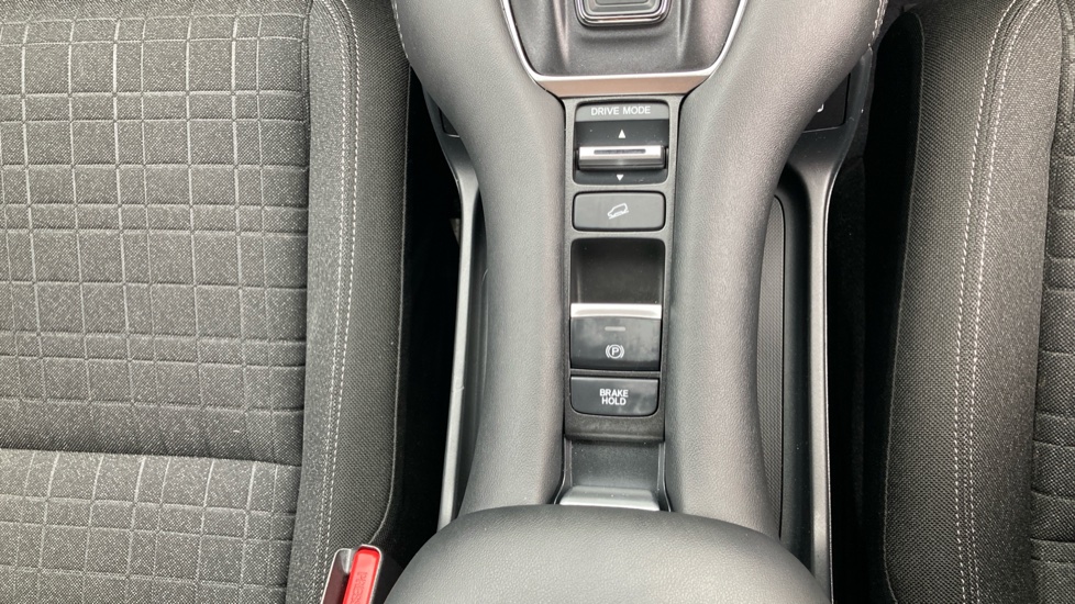Honda Zr-V 2.0 eHEV Elegance 5dr CVT Hybrid Estate - Image 31