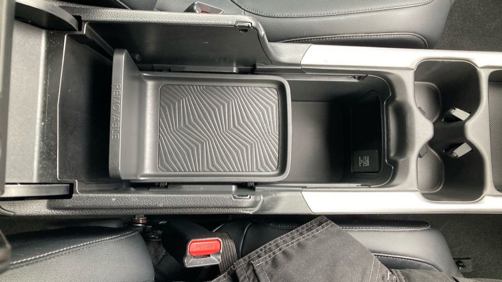 Honda CR-V 2.0 i-MMD Hybrid SR 5dr eCVT Hybrid Estate - Image 19