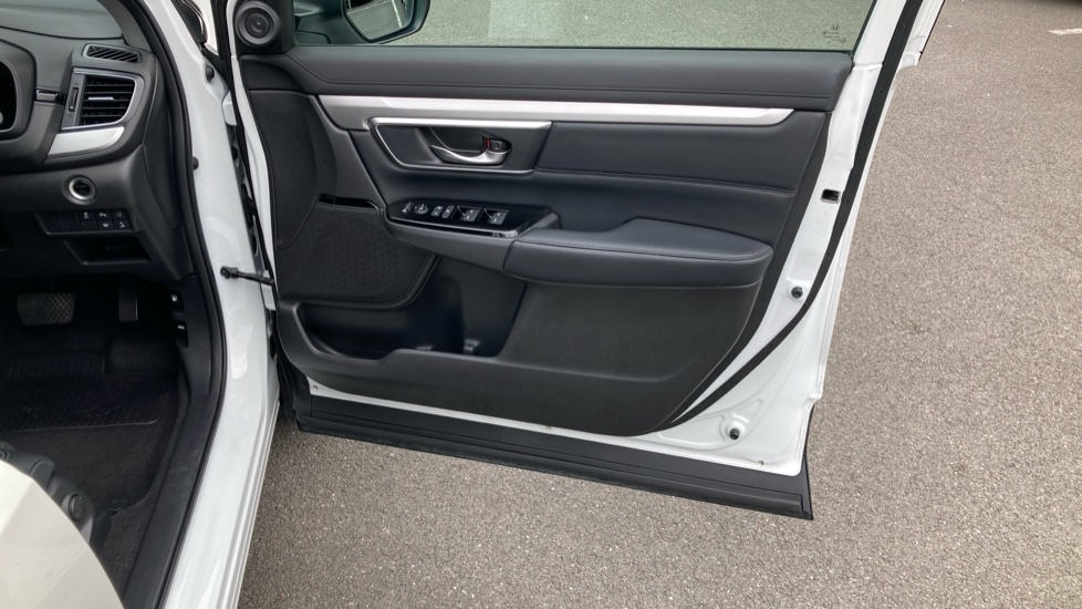 Honda CR-V 2.0 i-MMD Hybrid SR 5dr eCVT Hybrid Estate - Image 25