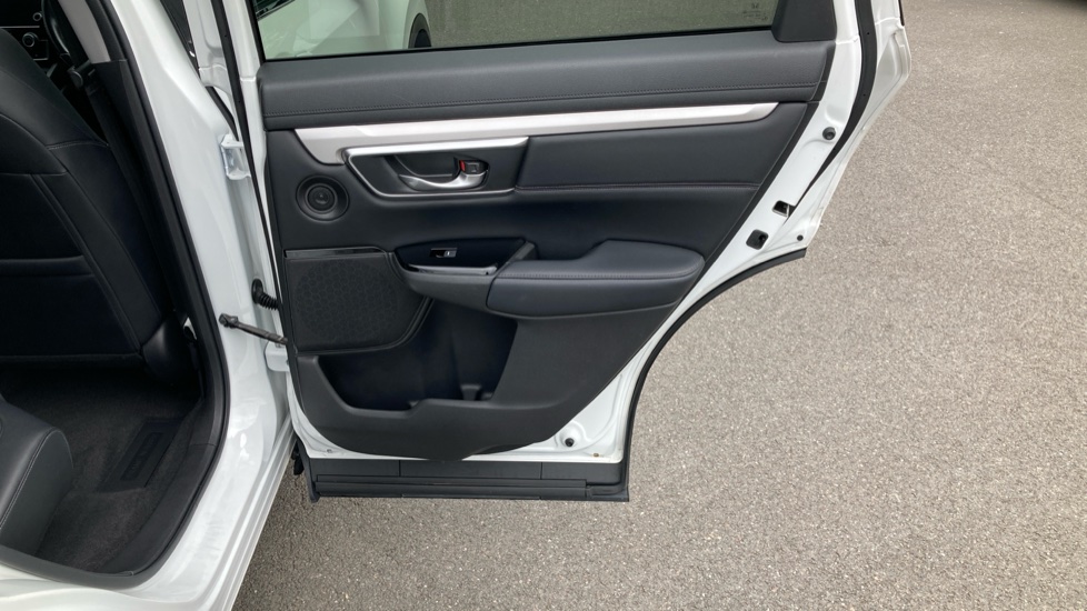 Honda CR-V 2.0 i-MMD Hybrid SR 5dr eCVT Hybrid Estate - Image 28