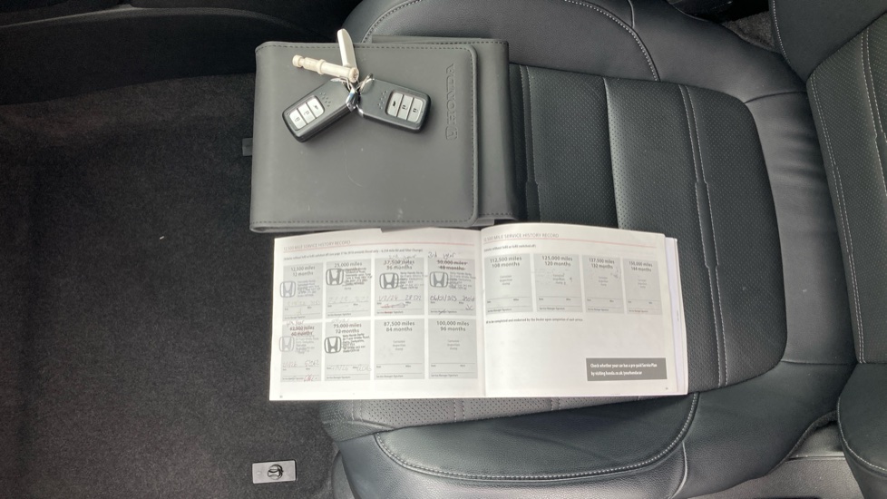 Honda CR-V 2.0 i-MMD Hybrid SR 5dr eCVT Hybrid Estate - Image 33