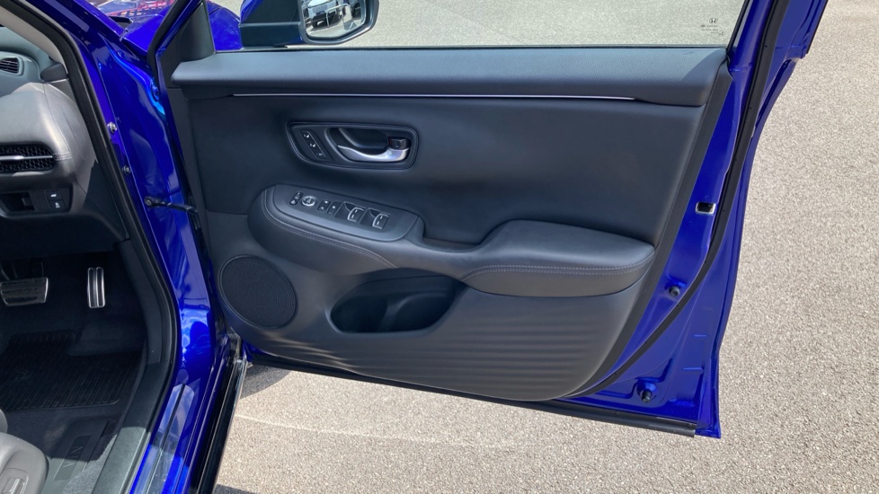 Honda Zr-V 2.0 eHEV Advance 5dr CVT Hybrid Estate - Image 35