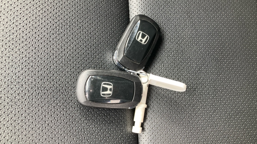 Honda E Ny1 150kW Elegance 69kWh 5dr Auto Electric Hatchback - Image 13