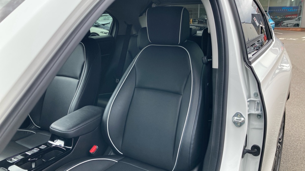 Honda E Ny1 150kW Elegance 69kWh 5dr Auto Electric Hatchback - Image 17