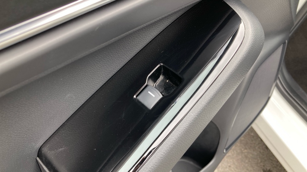 Honda E Ny1 150kW Elegance 69kWh 5dr Auto Electric Hatchback - Image 18