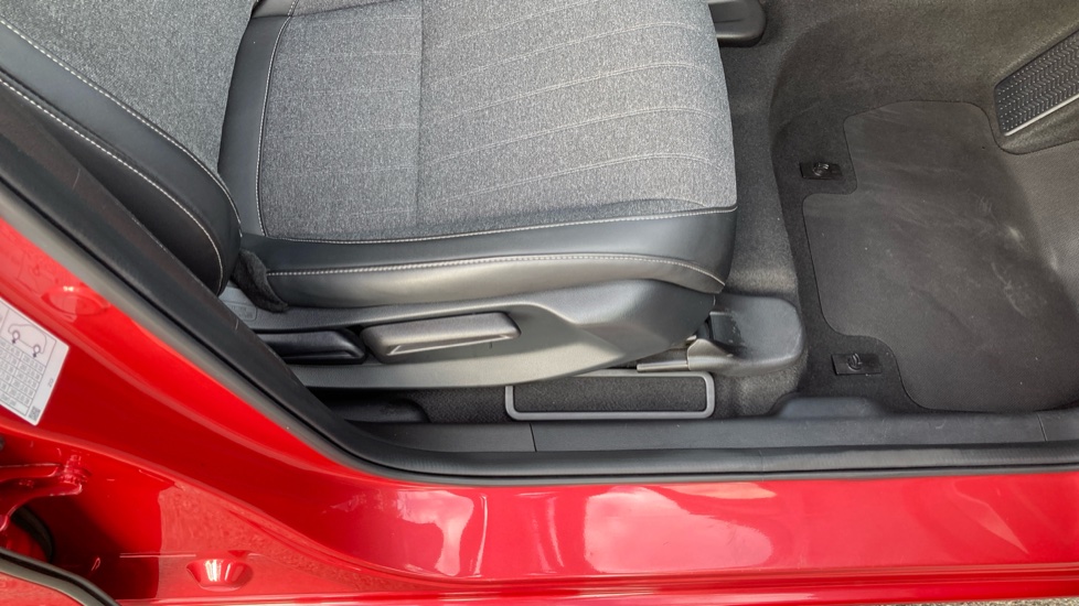 Honda Jazz 1.5 i-MMD Hybrid Advance 5dr eCVT Hybrid Hatchback - Image 29