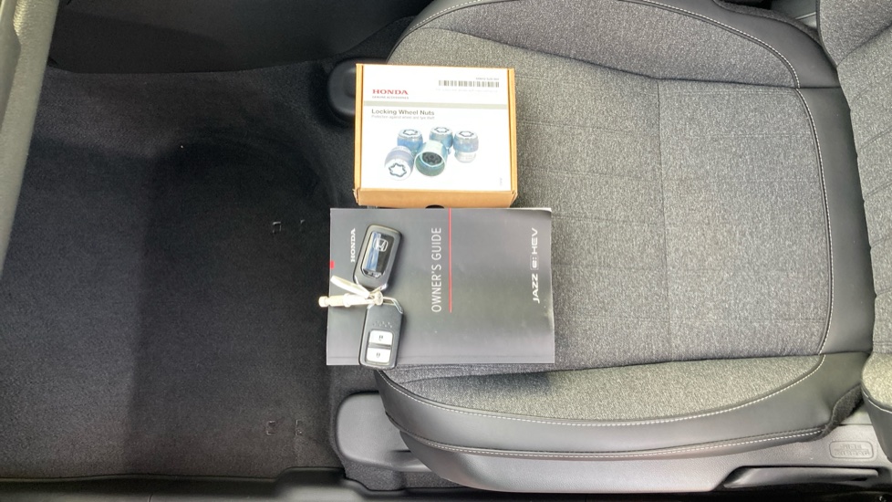 Honda Jazz 1.5 i-MMD Hybrid Advance 5dr eCVT Hybrid Hatchback - Image 38