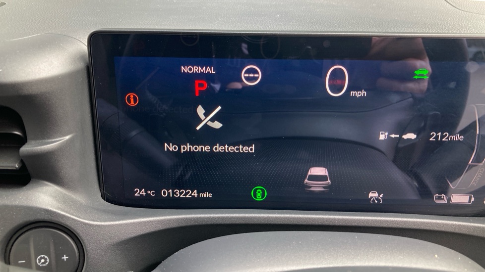 Honda E Ny1 150kW Advance 69kWh 5dr Auto Electric Hatchback - Image 41
