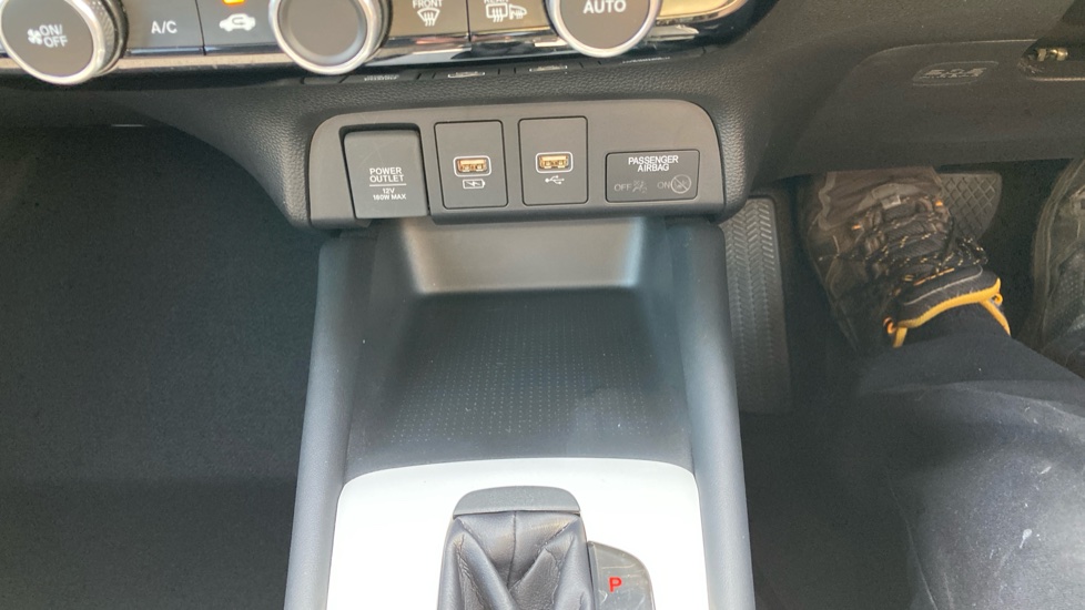 Honda Jazz 1.5 i-MMD Hybrid Advance 5dr eCVT Hybrid Hatchback - Image 19