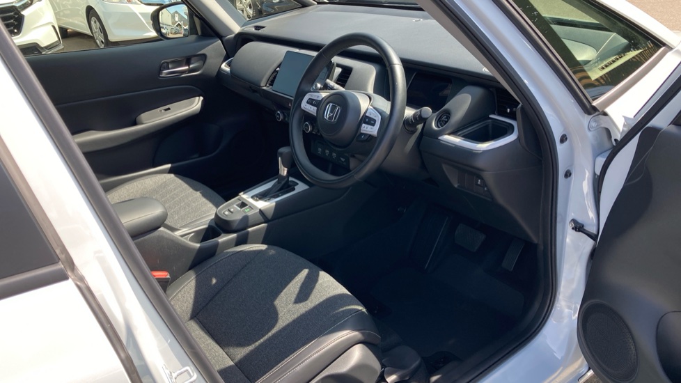 Honda Jazz 1.5 i-MMD Hybrid Advance 5dr eCVT Hybrid Hatchback - Image 31
