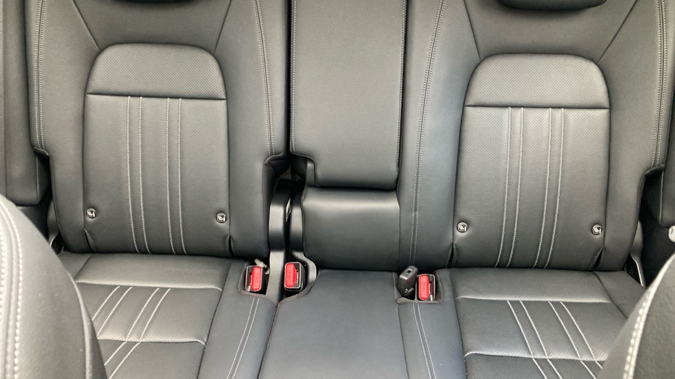 Honda Zr-V 2.0 eHEV Advance 5dr CVT Hybrid Estate - Image 35