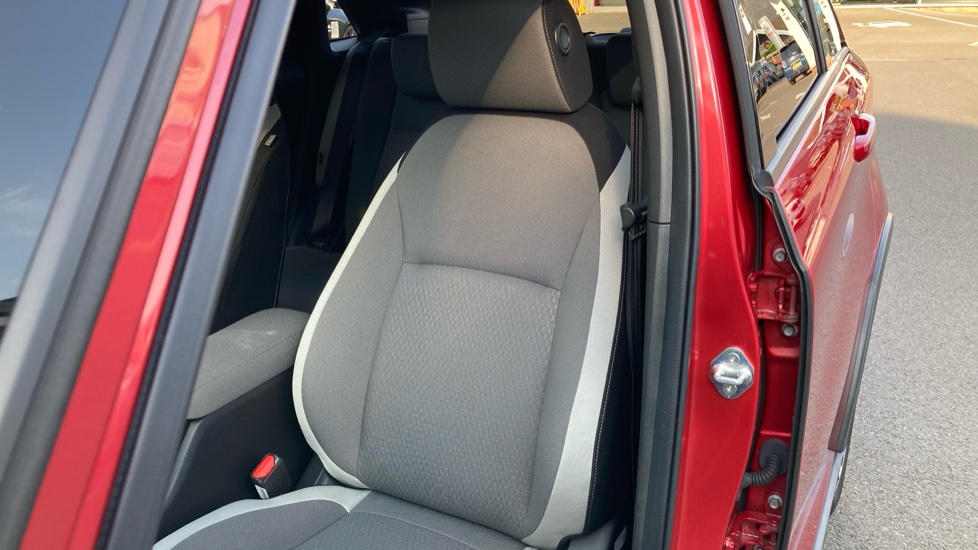 Honda Jazz 1.5 i-MMD Hybrid Crosstar EX 5dr eCVT Hybrid Hatchback - Image 14