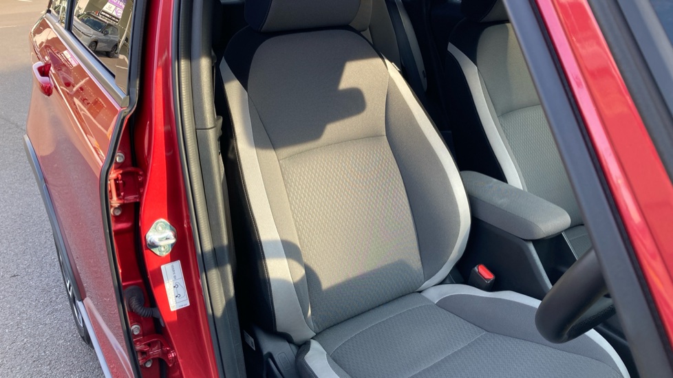 Honda Jazz 1.5 i-MMD Hybrid Crosstar EX 5dr eCVT Hybrid Hatchback - Image 32