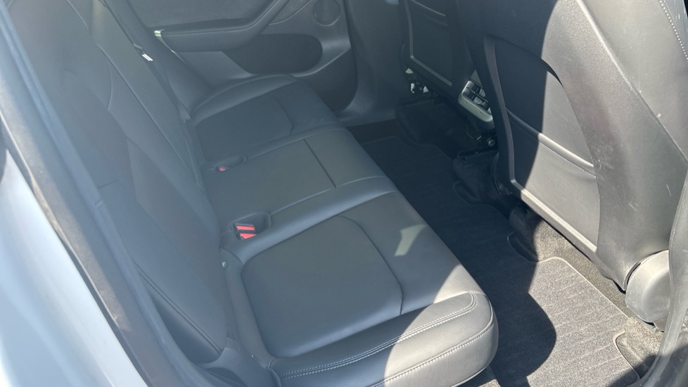 Tesla Model Y Long Range AWD 5dr Auto Electric Hatchback - Image 49