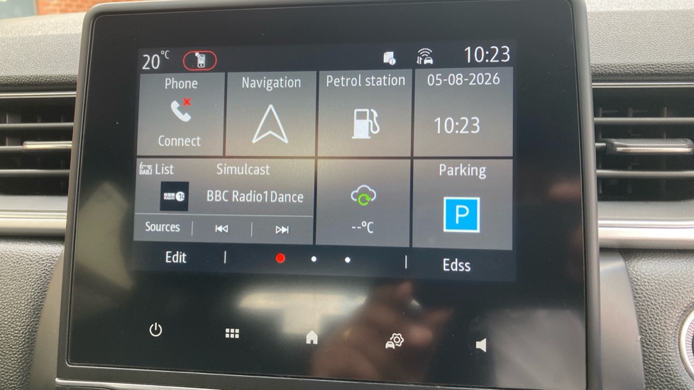 Renault Captur 1.0 TCE 90 Techno 5dr Petrol Hatchback - Image 41