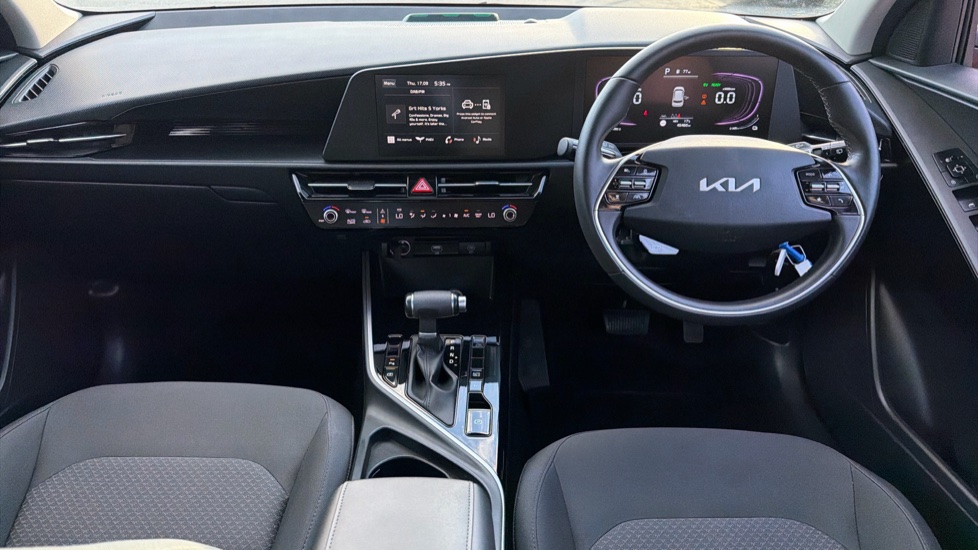 Kia Niro 1.6 GDi PHEV 2 5dr DCT Estate - Image 10