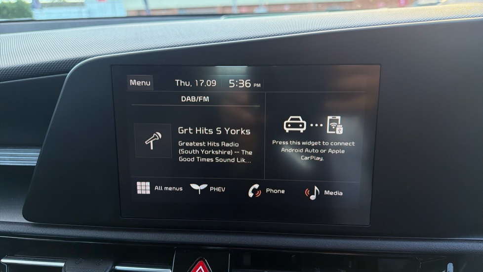 Kia Niro 1.6 GDi PHEV 2 5dr DCT Estate - Image 12
