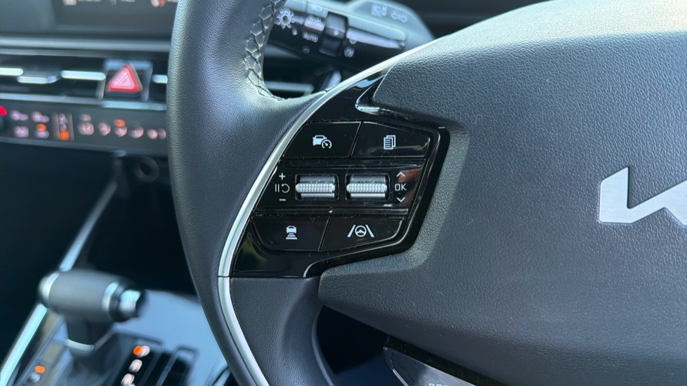 Kia Niro 1.6 GDi PHEV 2 5dr DCT Estate - Image 25