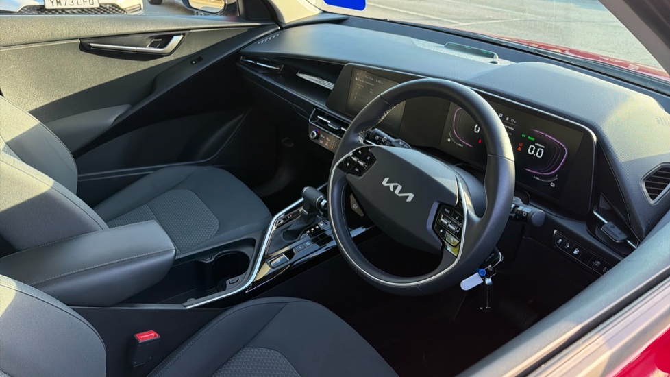 Kia Niro 1.6 GDi PHEV 2 5dr DCT Estate - Image 38