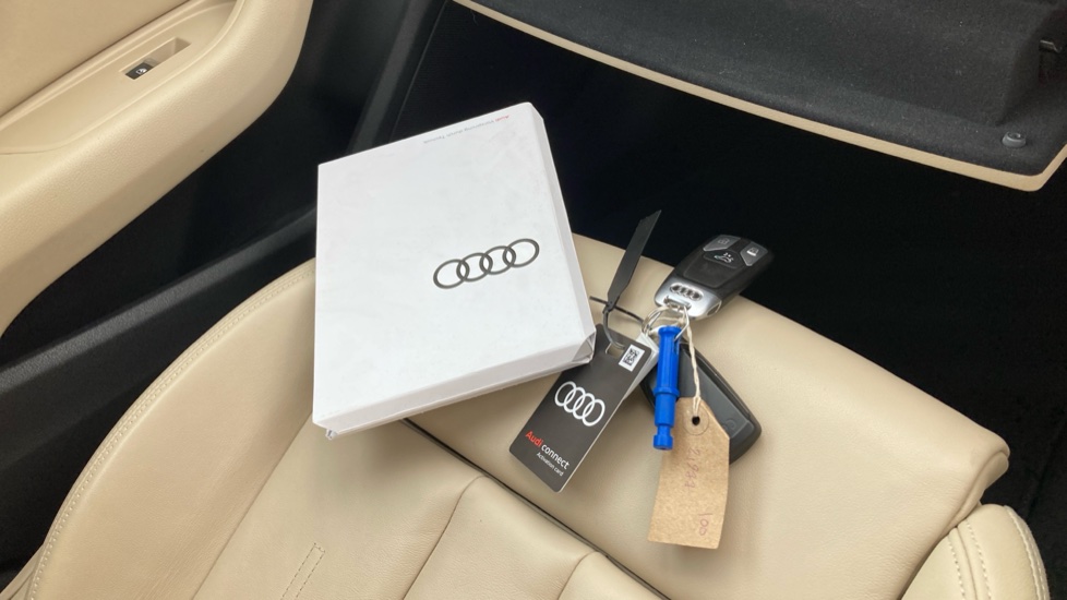 Audi A5 35 TFSI Sport 5dr S Tronic Petrol Hatchback - Image 19