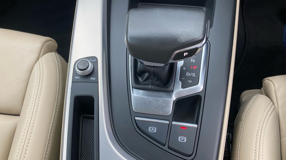 Audi A5 35 TFSI Sport 5dr S Tronic Petrol Hatchback - Image 22