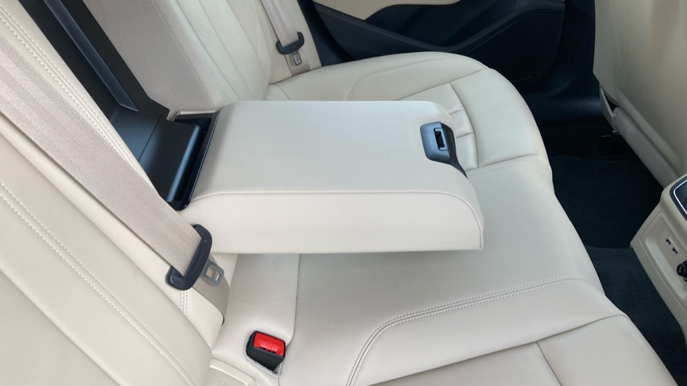 Audi A5 35 TFSI Sport 5dr S Tronic Petrol Hatchback - Image 55
