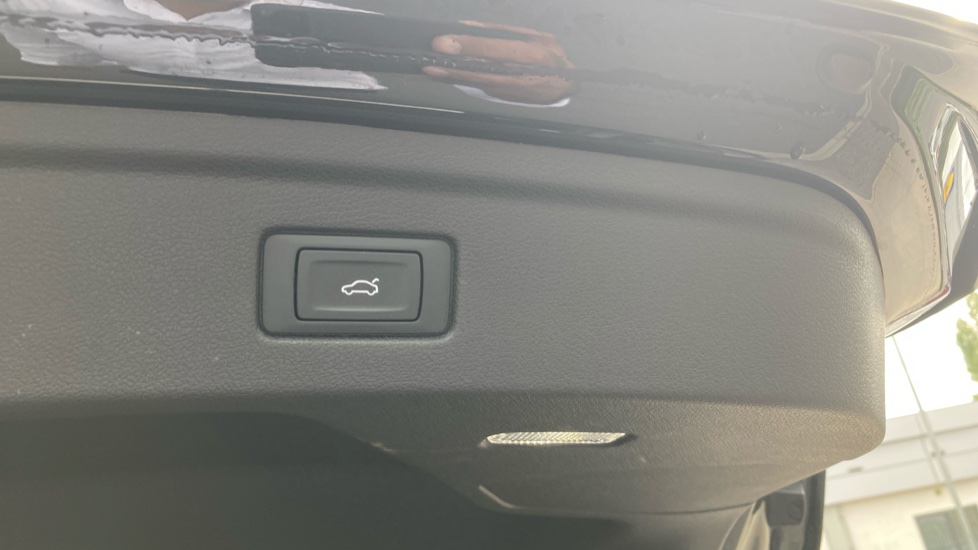 Audi A5 35 TFSI Sport 5dr S Tronic Petrol Hatchback - Image 57