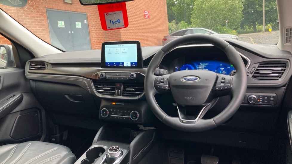 Ford Kuga 2.5 FHEV Vignale 5dr CVT Hybrid Estate - Image 11