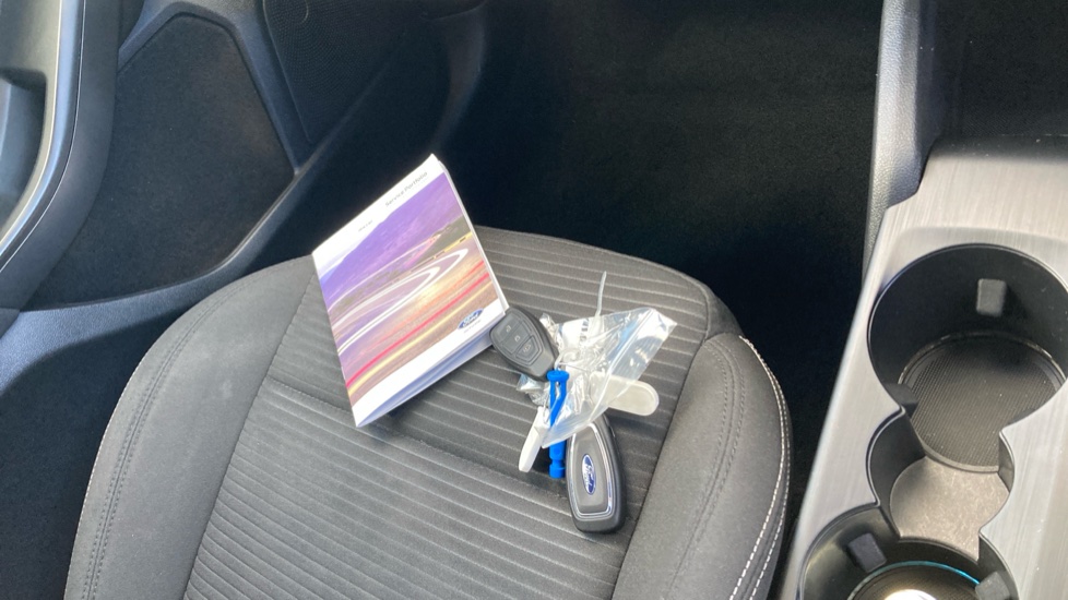 Ford Focus 1.5 EcoBlue Titanium 5dr Auto Diesel Estate - Image 19