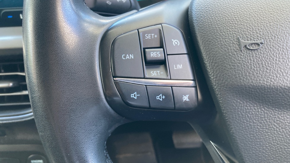 Ford Focus 1.5 EcoBlue Titanium 5dr Auto Diesel Estate - Image 25