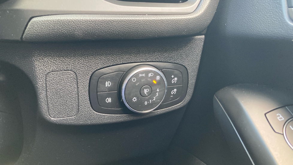 Ford Focus 1.5 EcoBlue Titanium 5dr Auto Diesel Estate - Image 28