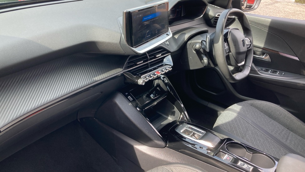 Peugeot 2008 1.2 PureTech 130 Allure 5dr EAT8 Petrol Estate - Image 9