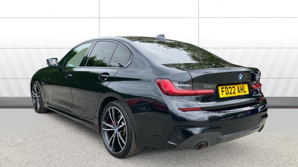 BMW 3 Series 330e M Sport 4dr Step Auto Saloon - Image 2