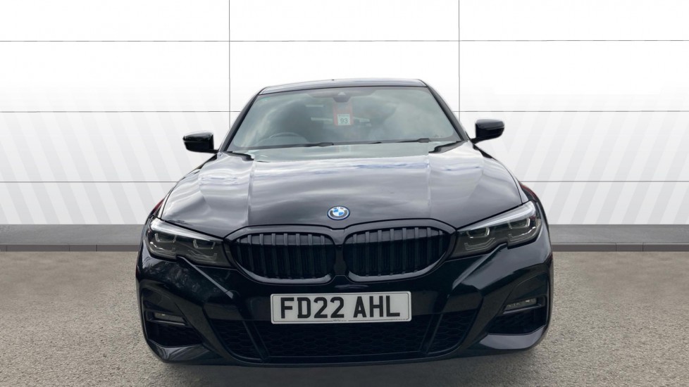 BMW 3 Series 330e M Sport 4dr Step Auto Saloon - Image 3