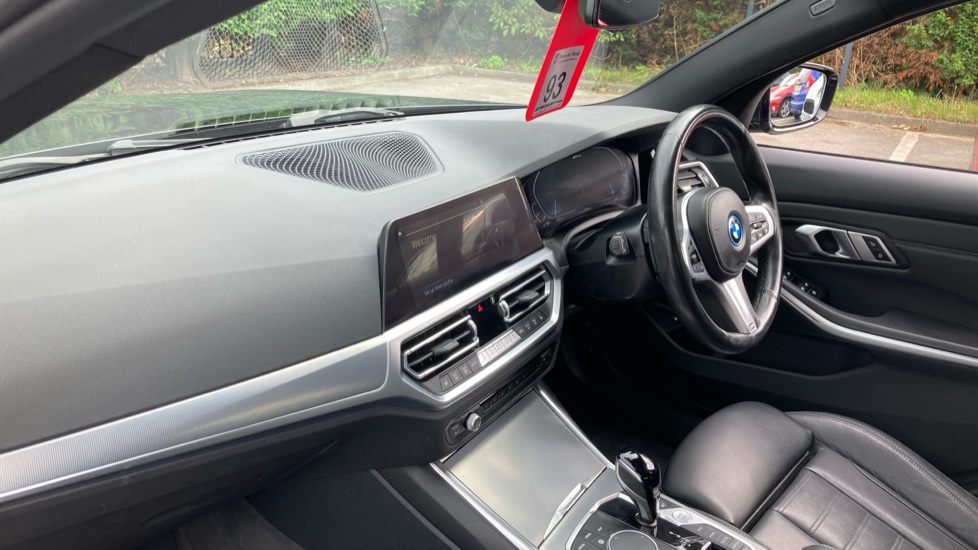 BMW 3 Series 330e M Sport 4dr Step Auto Saloon - Image 9