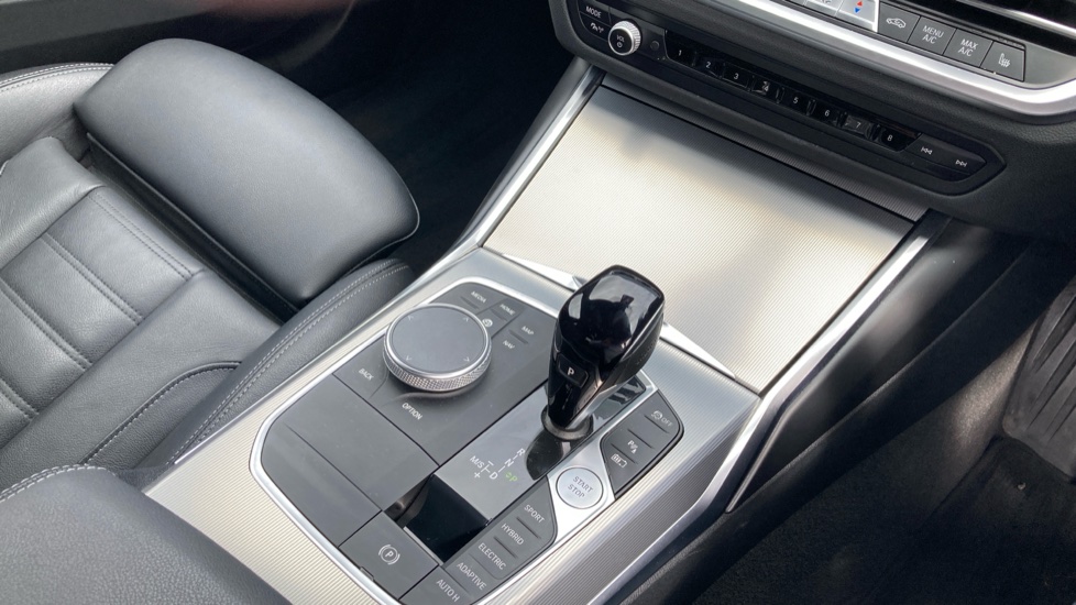 BMW 3 Series 330e M Sport 4dr Step Auto Saloon - Image 13