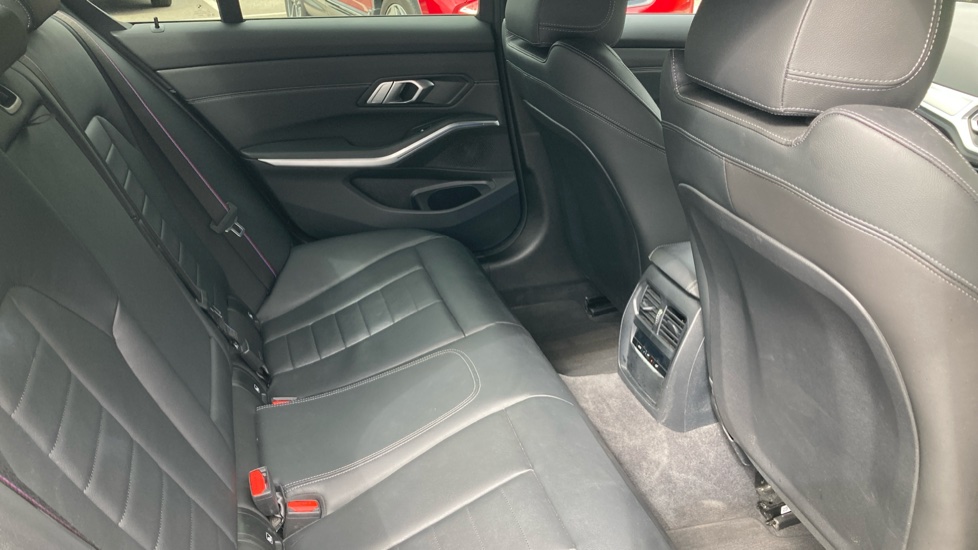 BMW 3 Series 330e M Sport 4dr Step Auto Saloon - Image 16