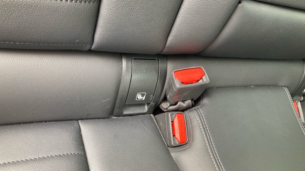 BMW 3 Series 330e M Sport 4dr Step Auto Saloon - Image 17