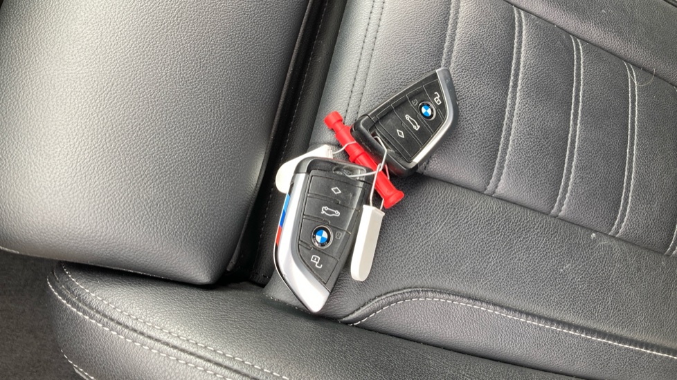 BMW 3 Series 330e M Sport 4dr Step Auto Saloon - Image 20