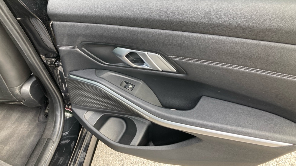 BMW 3 Series 330e M Sport 4dr Step Auto Saloon - Image 37