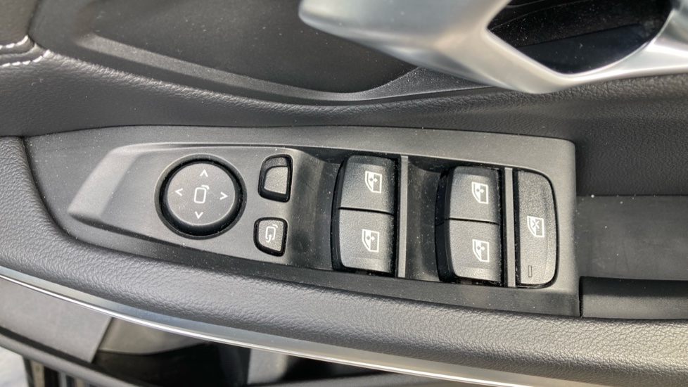 BMW 3 Series 330e M Sport 4dr Step Auto Saloon - Image 38