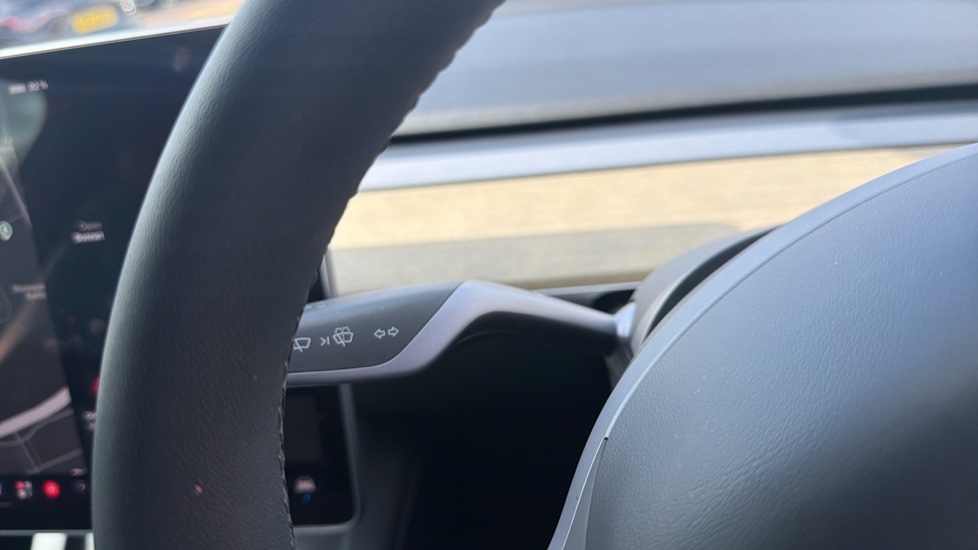 Tesla Model Y RWD 5dr Auto Electric Hatchback - Image 24