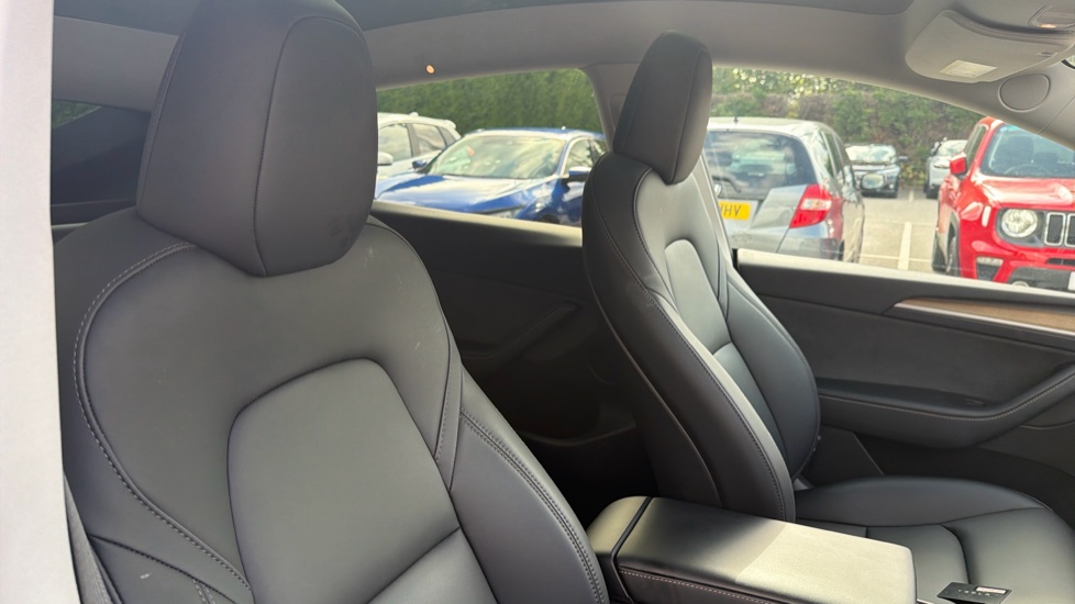 Tesla Model Y RWD 5dr Auto Electric Hatchback - Image 29