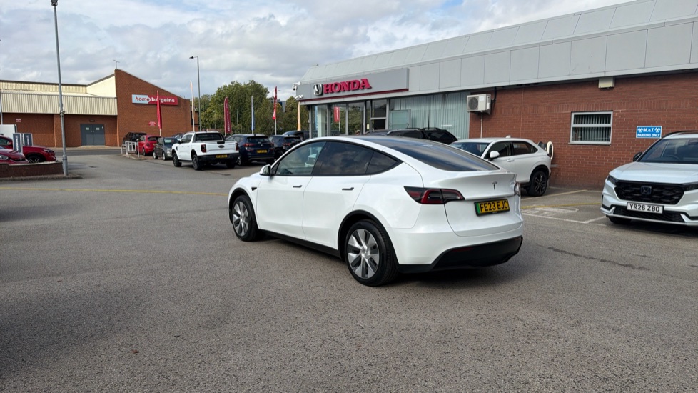 Tesla Model Y RWD 5dr Auto Electric Hatchback - Image 34